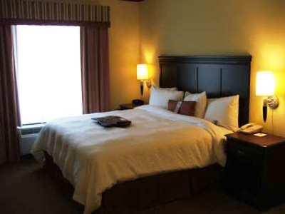 Hampton & Hotel 3*